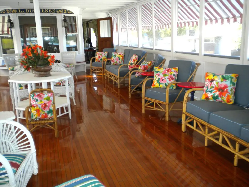 lanai deck bamboo seating area